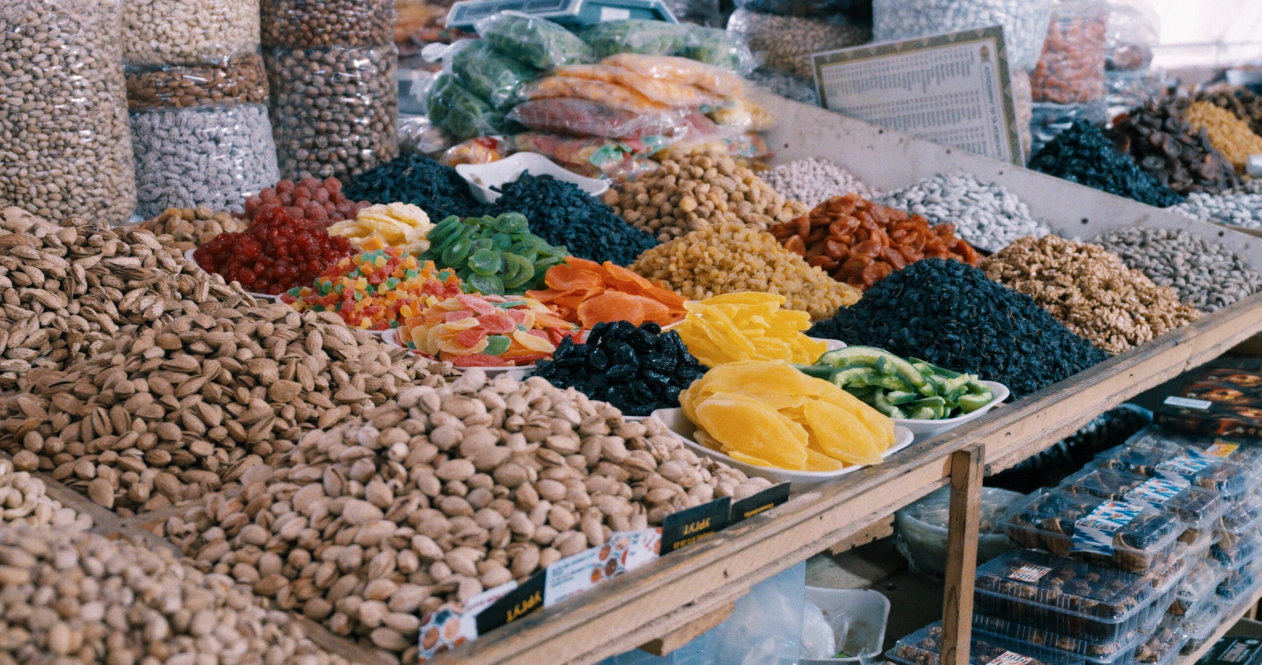 The market frame across the color negatives — Kodak Portra 400